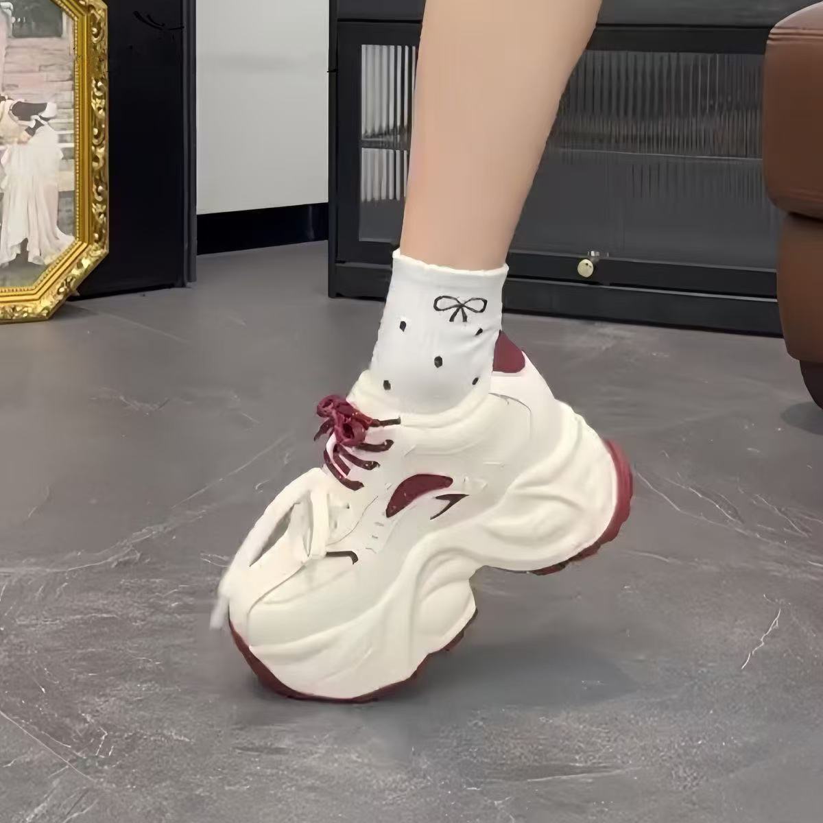 

Інтернет знаменитості товста підошва підвищення тато маленьке взуття жіноче взуття весняний новий універсальний вибух маффін підошва повсякденне спортивне взуття 39 червоний