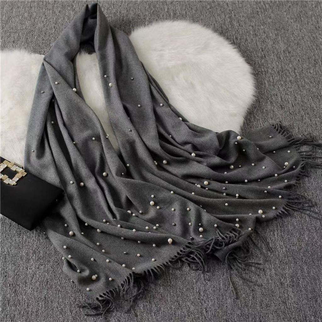 Luxury Pearls Solid Color Cashmere Scarf Women Winter Warm Pashmina Scarves Tassel Casual Bufanda Poncho Lady Wraps Shawls