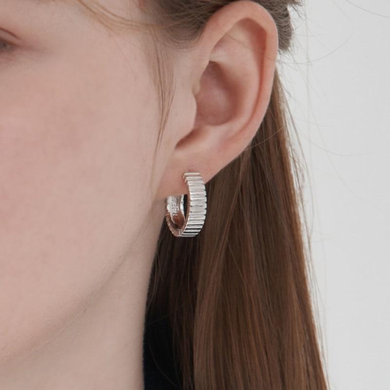 GEIGER Jewelry 925 Silver Volume Line One-Touch Ring Earrings GISVEE154