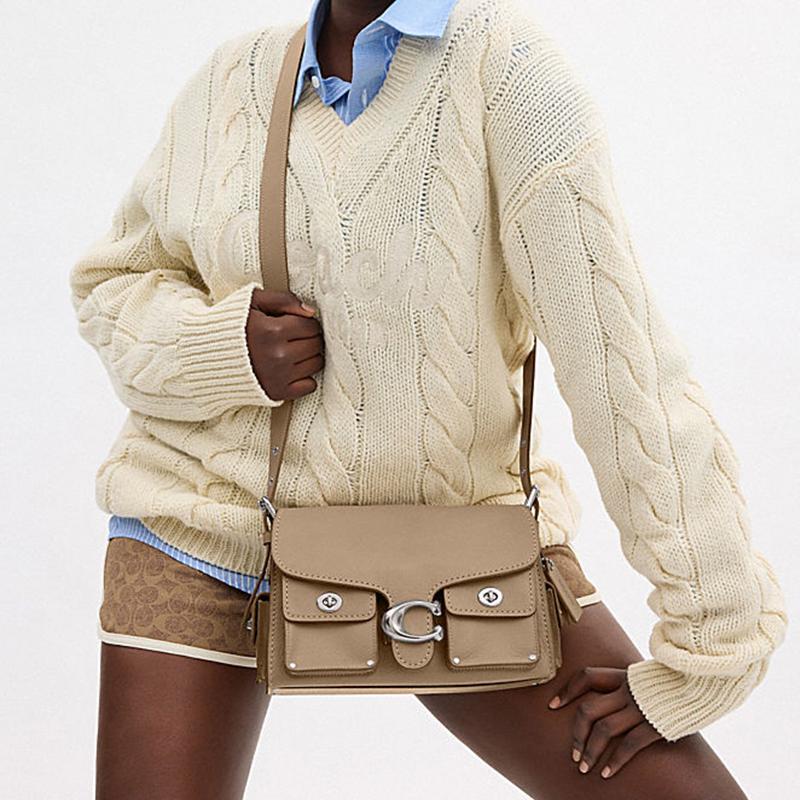 Coach Cargo Soft Tabby 26 Metal Logo Snap Closure Pebbled Leather Motorcycle Bag Women Shoulder Bag Khaki CU124-LHSBM