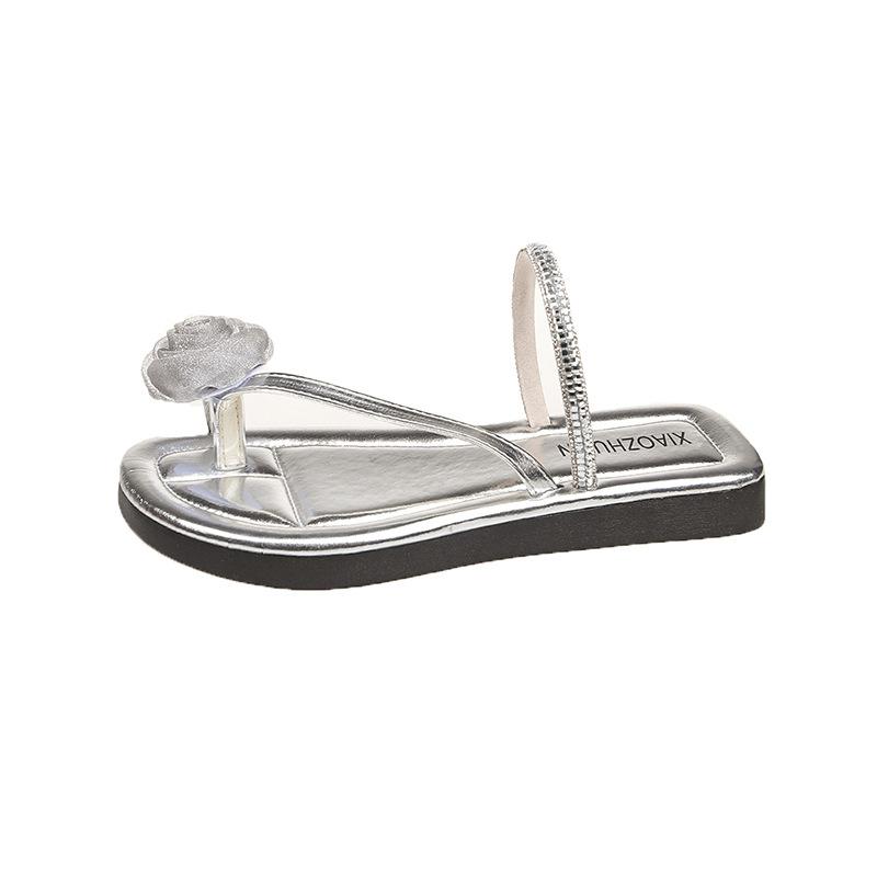 Beautiful flat-bottomed set of toe-cool slippers for women's summer wear 2025 new models with skirts, fairy rhinestones, flip-flops, sandals.