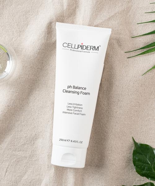 

Cellpiderm Ph Balance Очищающая пенка 250 мл NONE