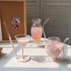 Einzigartiges Pfeifenform-Design Cocktailglas mit Trinkhalm Ideal für festliche Feiern und den täglichen Genuss