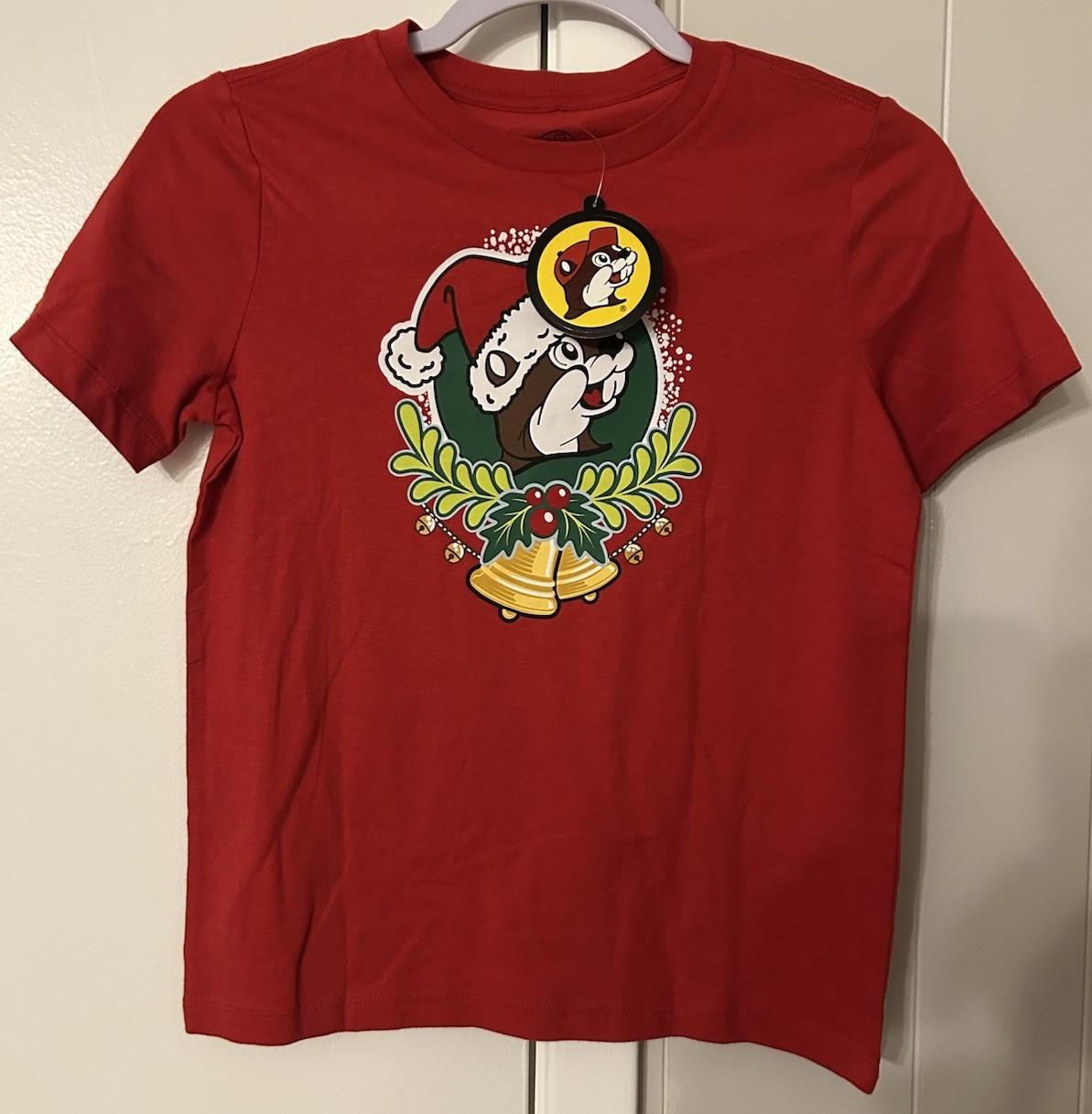 Buc-ees Holiday Jingle All the Way 2025 Youth size Medium T-shirt Red New M