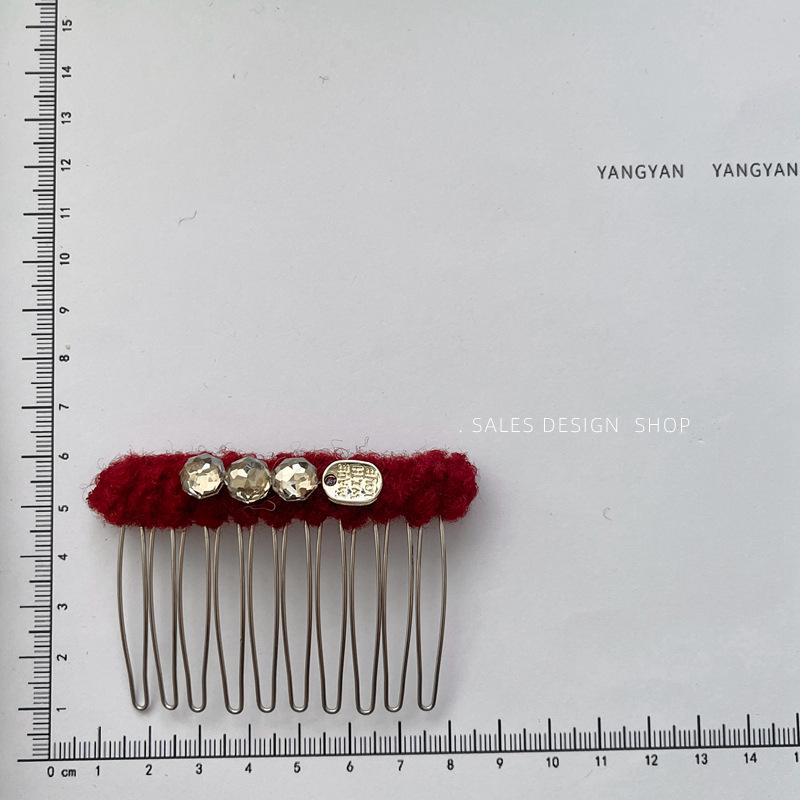 Red Prosperity Fabric Hairpin: Versatile High Skull Top Comb & Bangs Clip for New Year Atmosphere