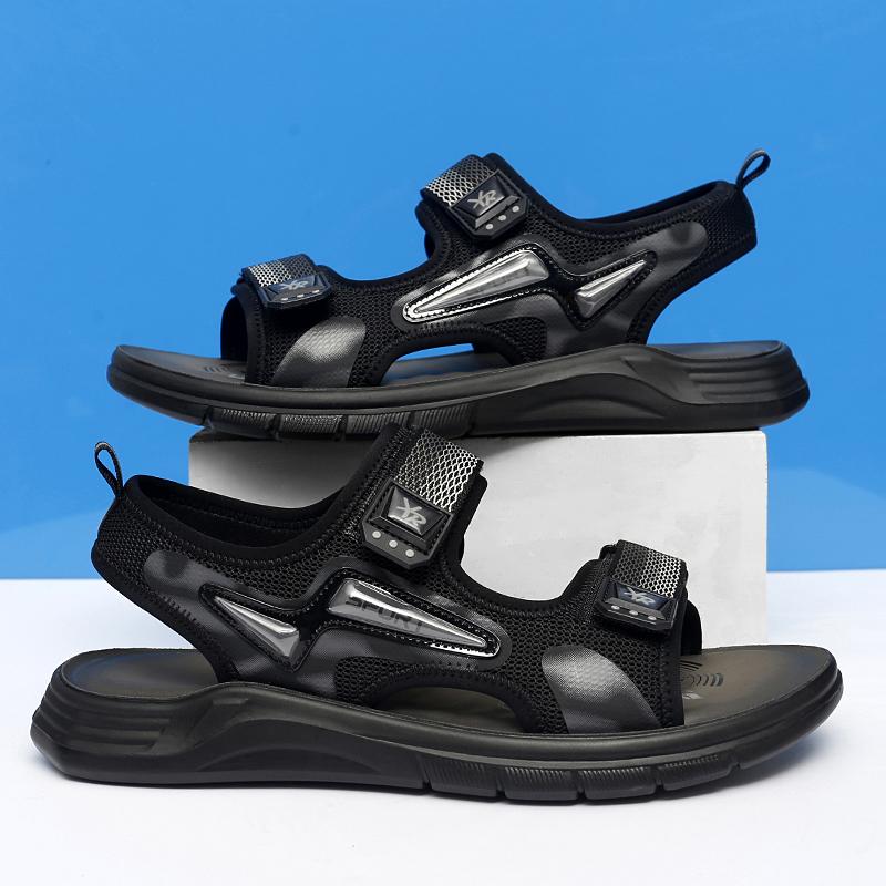 Sandals Men Fashion Breathable Summer Shoes Man Outdoor Men Sandals Slip On Antiskid Beach Sandals Shoes Collision Avoidance
