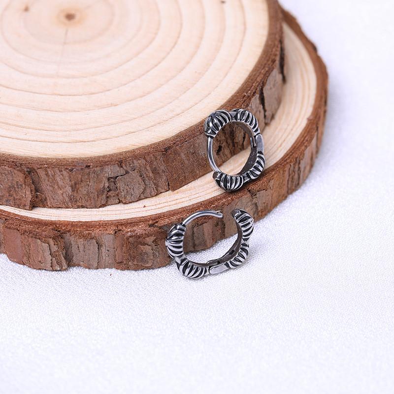 Simple Punk Round Flower Round Earrings Stainless Steel Fashion Classic Geometric Stud Ear Jewelry Party Gifts For Women Men