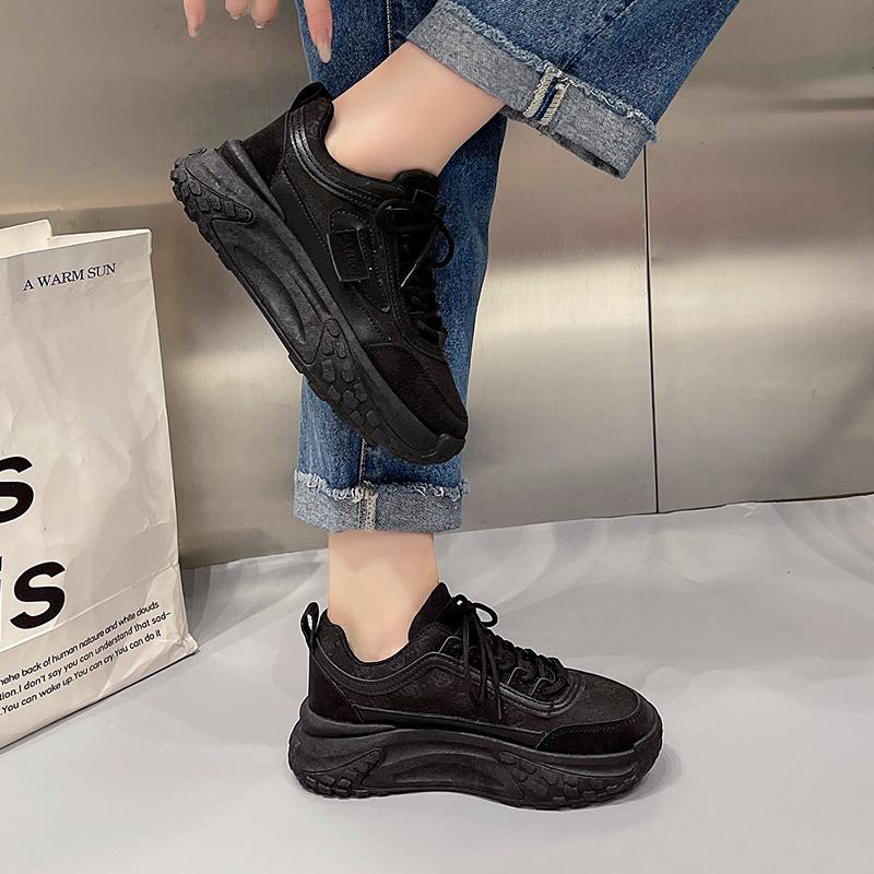 Fashion New Luxury Designer Platform Woman Sports Breathable Mesh Trend Flat Casual Sneaker Females Elegant Fashion Ladies Shoes