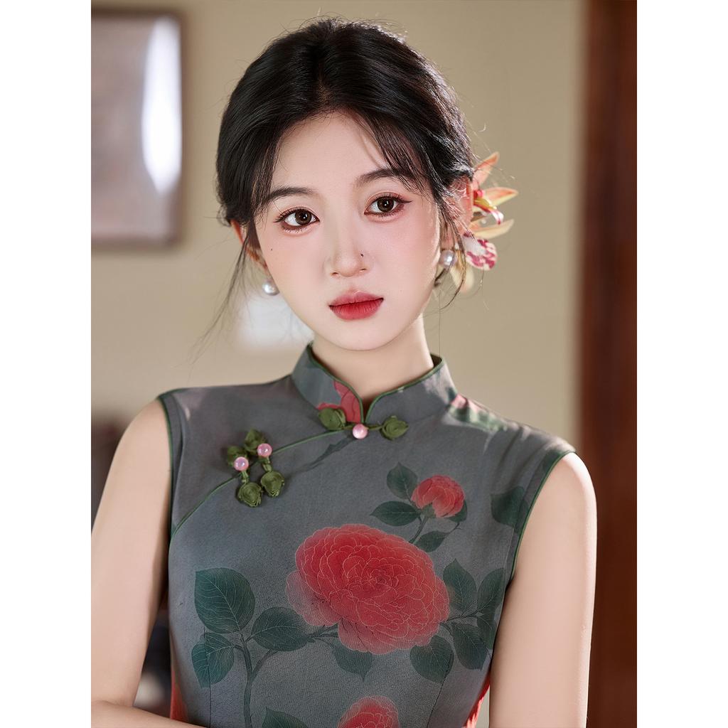 Old Shanghai retro style sleeveless improved cheongsam dress daily slim and thin temperament elegant low-necked young model