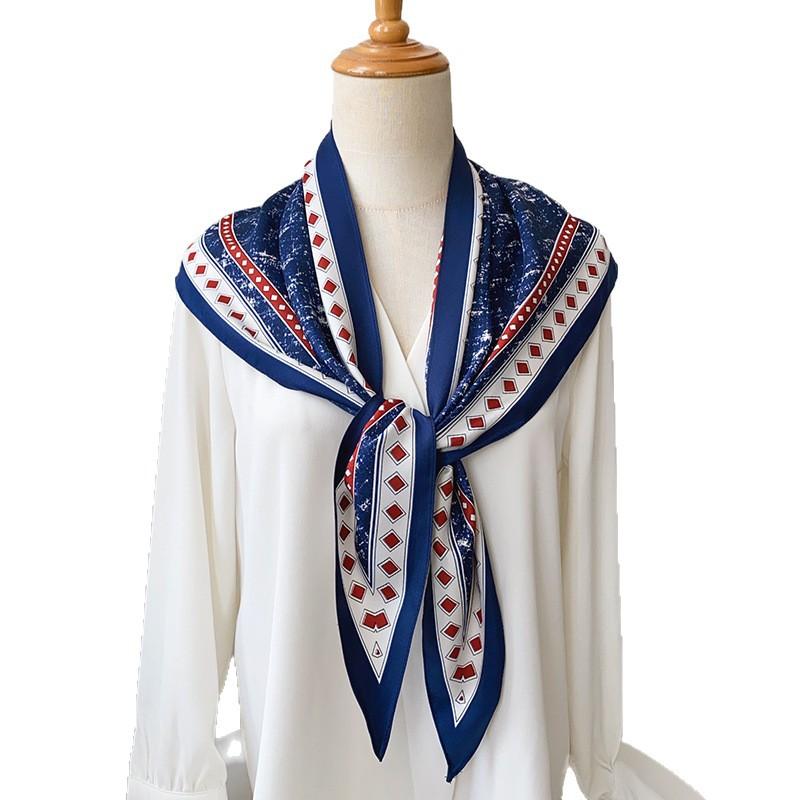 New Denim Blue Printed Triangle Scarf Waist Seal Multi-functional Sunscreen Shawl Headscarf Scarf High-end Waist Silk Scarf