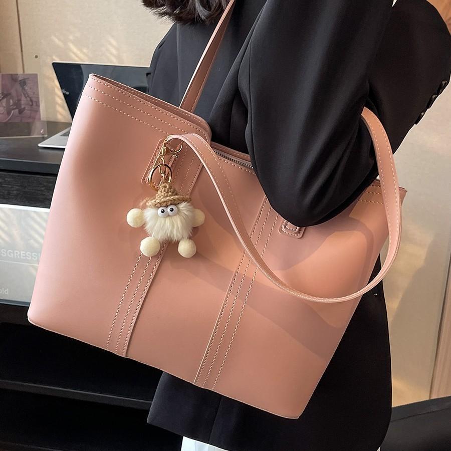 Skulderveske med stor kapasitet og ny stilig tekstur, allsidig pendler-veske for vår og sommer