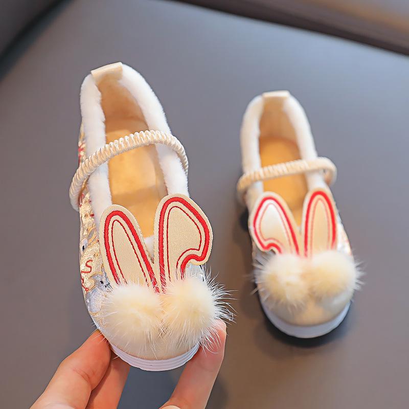 Girls Casual Shoes Kids Embroidered Rabbit Cloth Shoes Chinese Style Traditional Holiday Performance Warm Cotton Shoes Winter