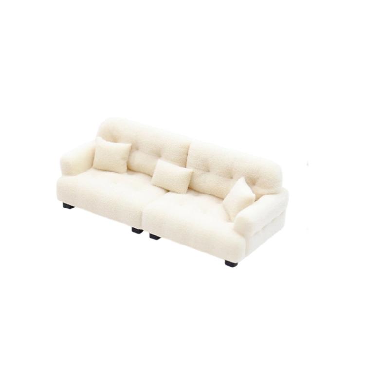 Detaillierte kleine Sofa-Modellfigur mit Kissen für Bastelbegeisterte und Szenendisplay-Dekorationen Maßstab 1/20 1/25 1/30