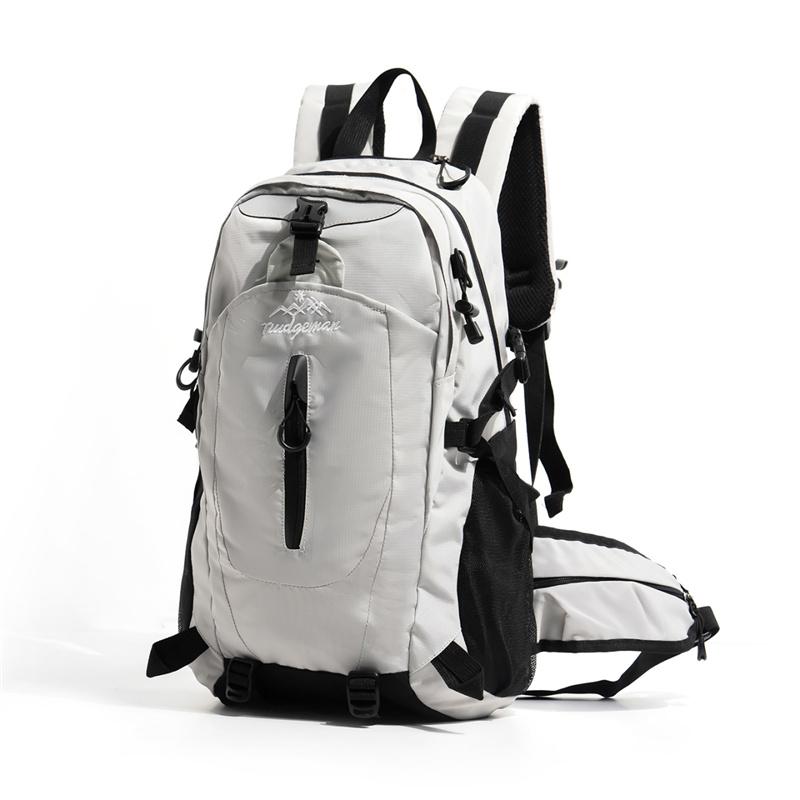 Outdoor Lightweight Backpack Large Capacity Travel Backpack