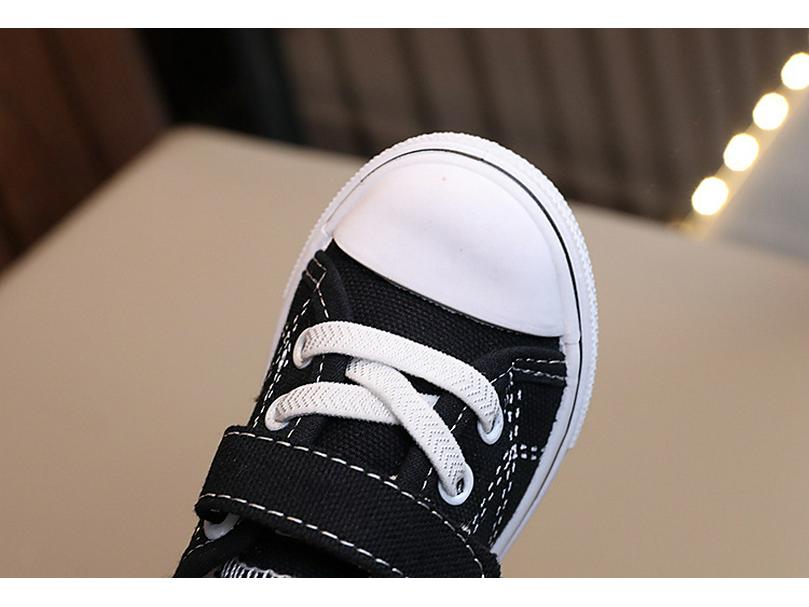 Children's Breathable Canvas Shoes: Soft Sole Walkers for Baby Boys and Girls, Perfect for Little Kids in Spring and Autumn