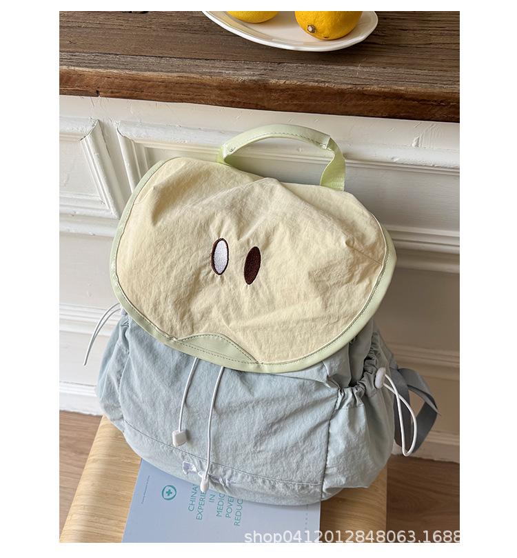 College style backpack women's 2025 new spring and summer fashion travel small backpack versatile commuter backpack