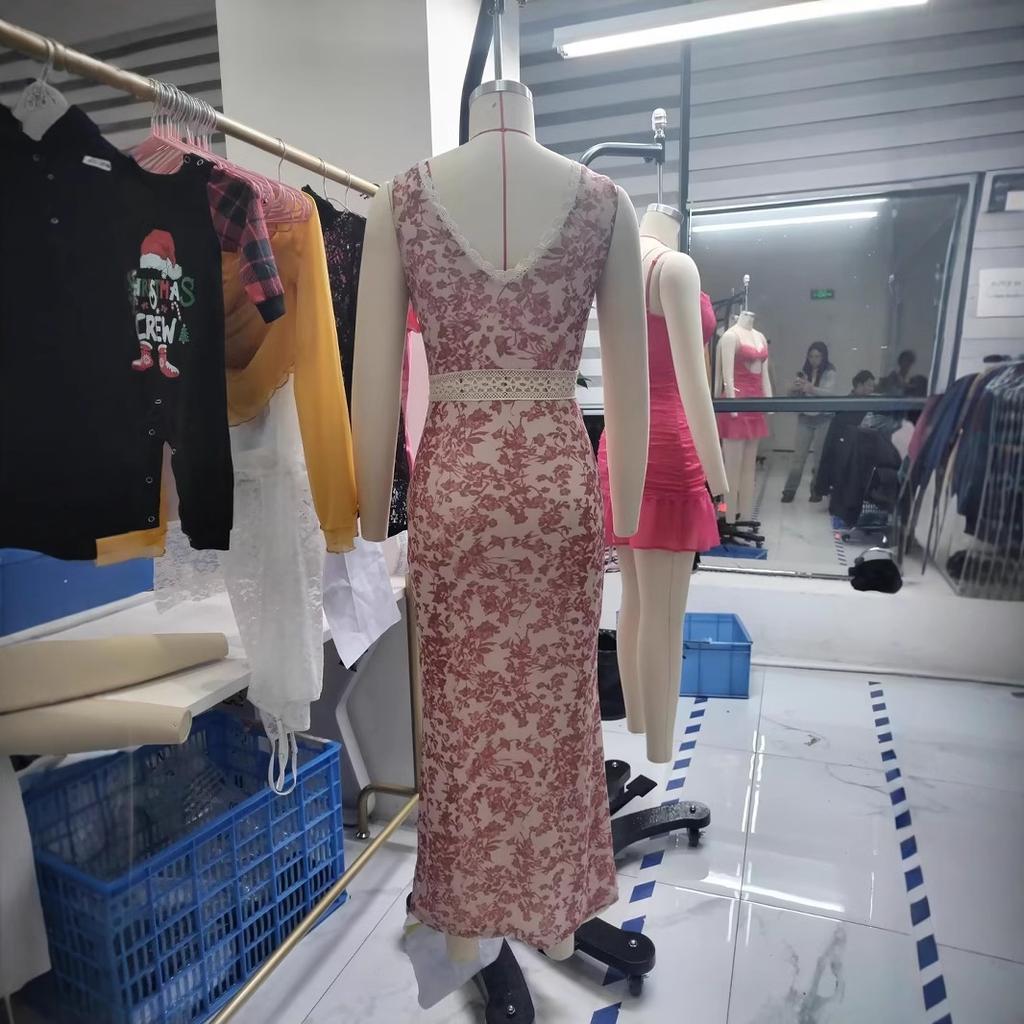 European and American Printed Dress Floral V-neck Lace Edge Suspender Tether Sleeveless Dress Long Dress