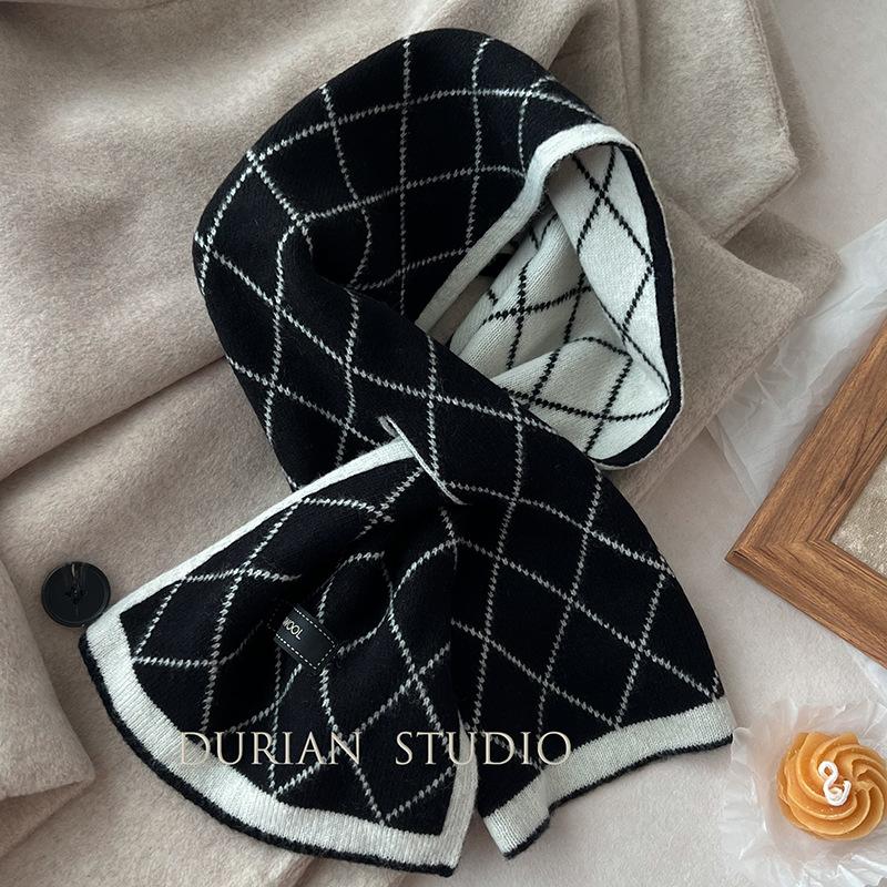 

Шерстяной шарф Женский шарф в форме ромба Теплый Парный Стиль Родитель-ребенок Детский Осенне-зимний Стиль Модный и Универсальный 88*20cm