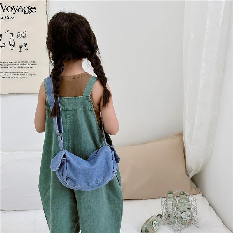 Trendy Chic Kids Shoulder Bag In Denim Material With Fun Cartoon Prints