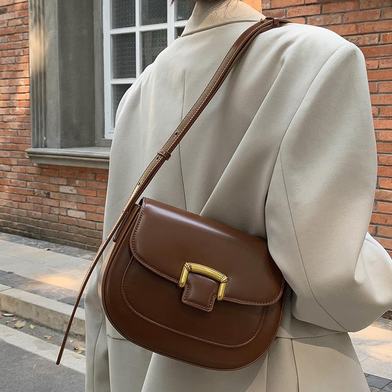 

Кожаная женская сумка новая мода сумка через плечо нишевый дизайн темперамент элегантная портативная сумка-мессенджер мода