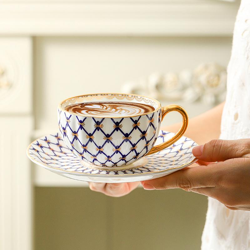 Kostní porcelán v severském stylu zlatá rukojeť kávový hrnek keramický vysoce kvalitní hrnek na mléčný čaj kreativní hrnek na odpolední čaj černý čaj