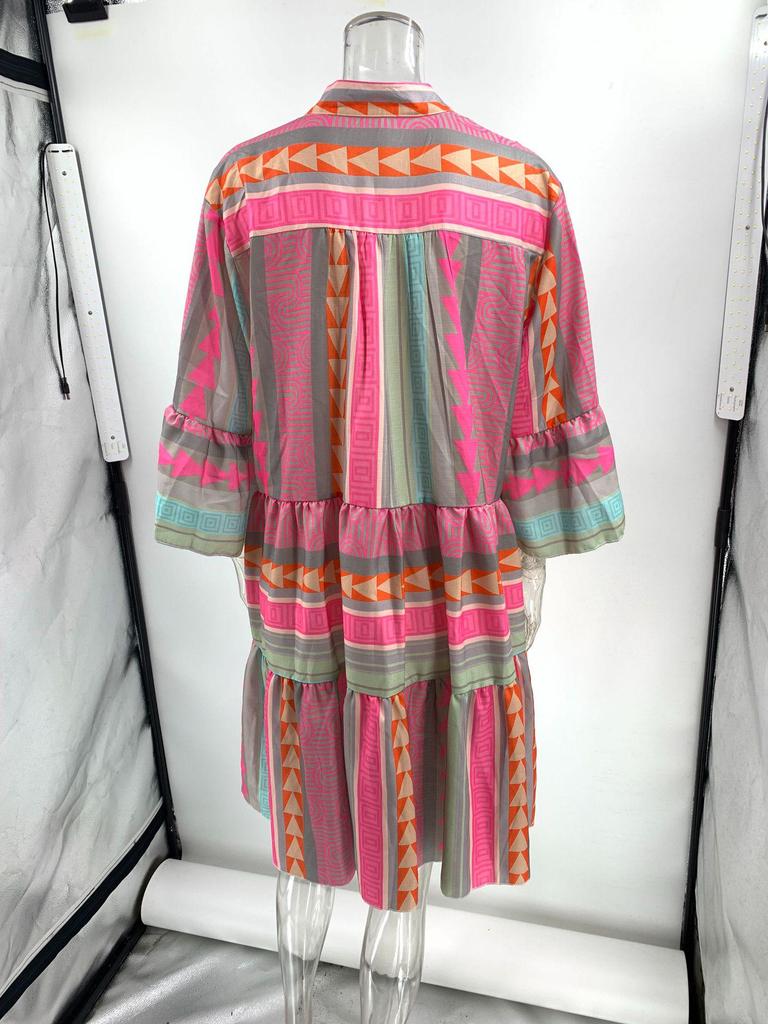 2023 European & American Autumn V-Neck Print Dress with Three-Quarter Sleeves for Women