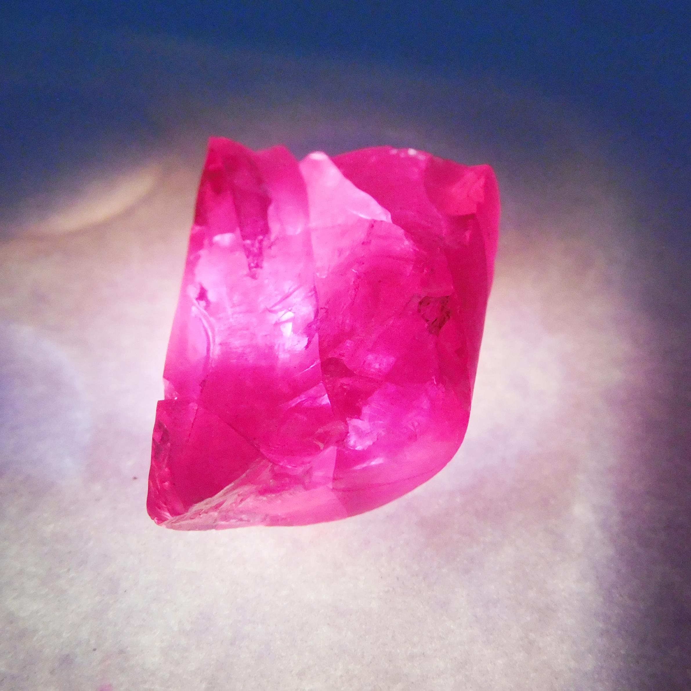 

Natural Red Ruby 159ct Raw Rough Certified Loose Gemstone 23.8 mm approx червоний