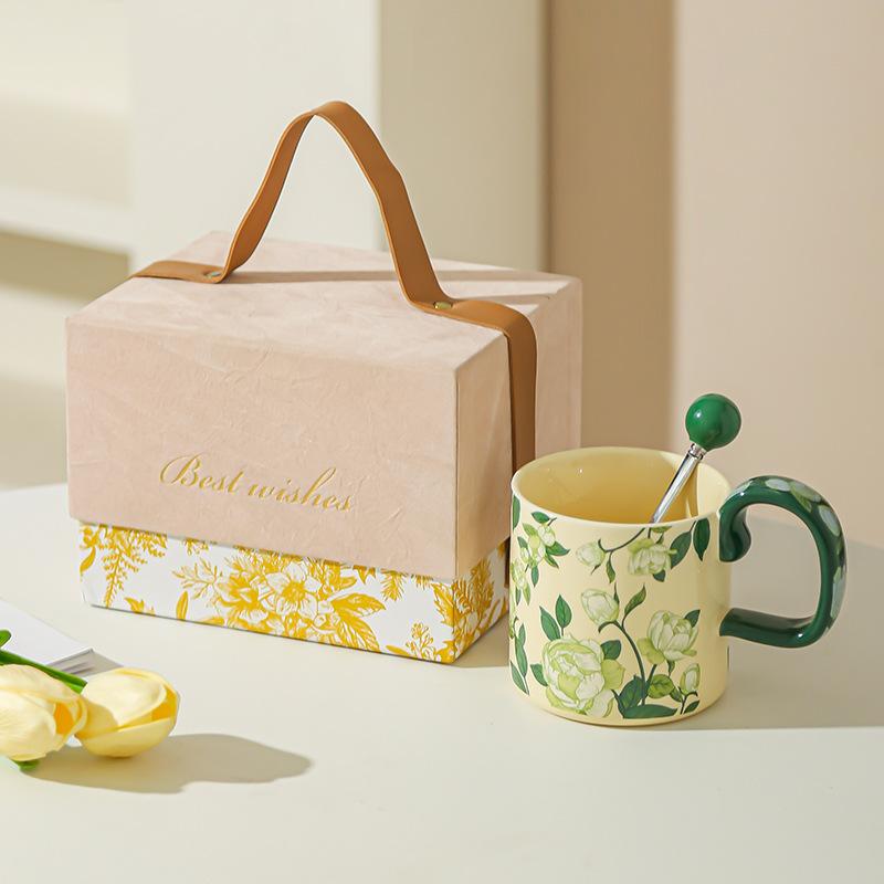Birthday Gift for Girls To Give Their Best Friends Practical Ceramic Cup Coffee Cup for Friends Wedding Souvenir High End Gift Box