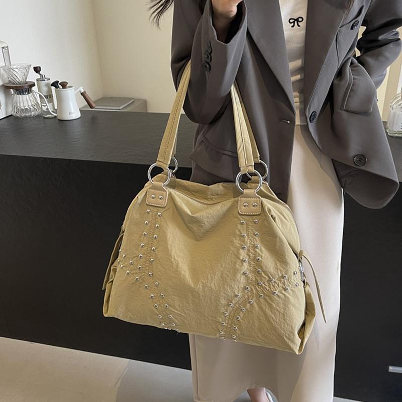 Fashionable Nylon Rivet Underarm Tote Bag Women's Large Capacity Shoulder Commuter Bag Autumn Trend Pure Color Bags Handbag KTB