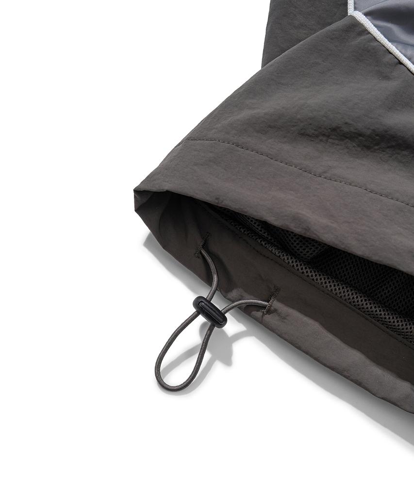 EXPRESSHOLIDAY Essential Nylon Pants_Charcoal