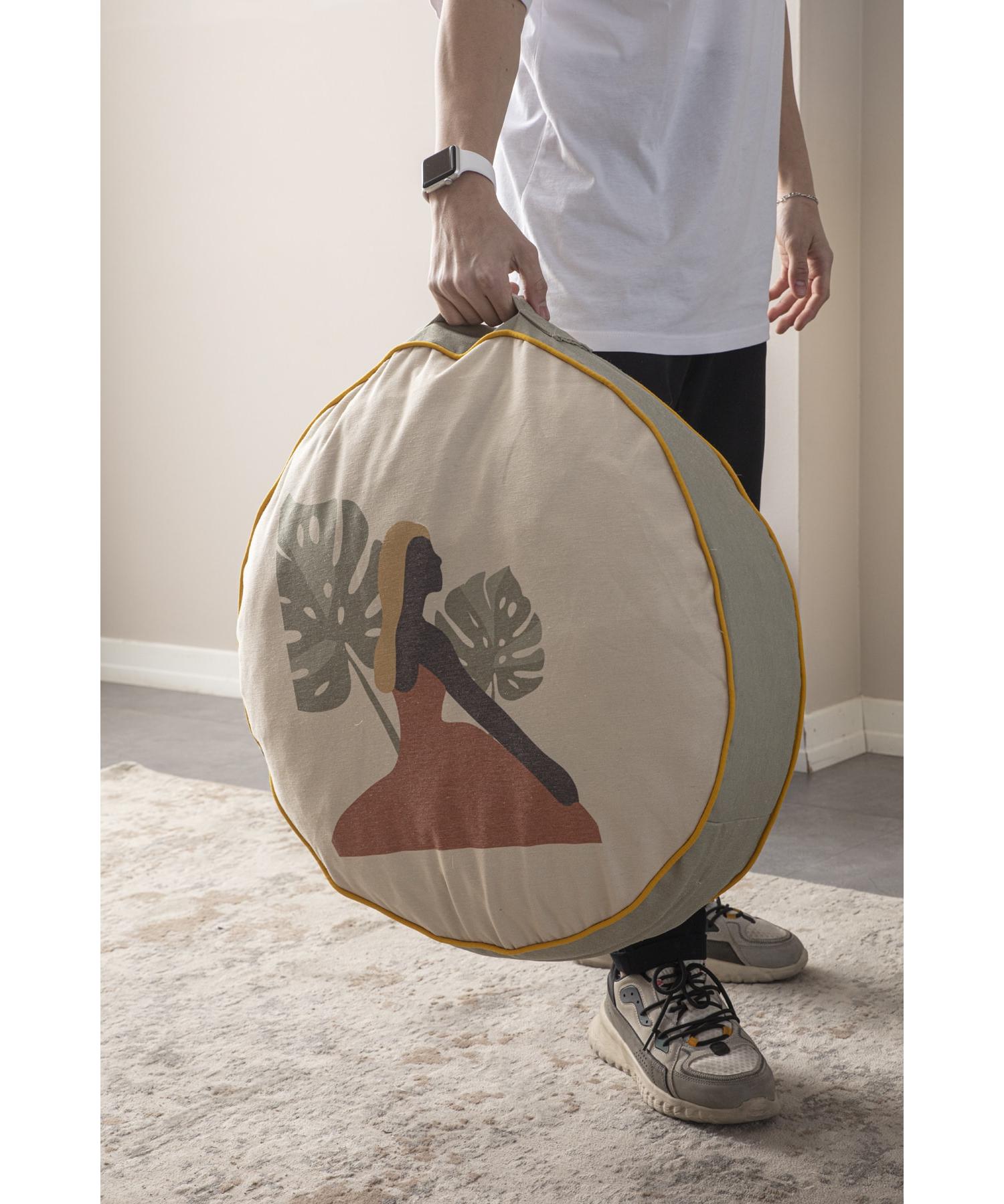 

Декоративная многоцелевая напольная подушка