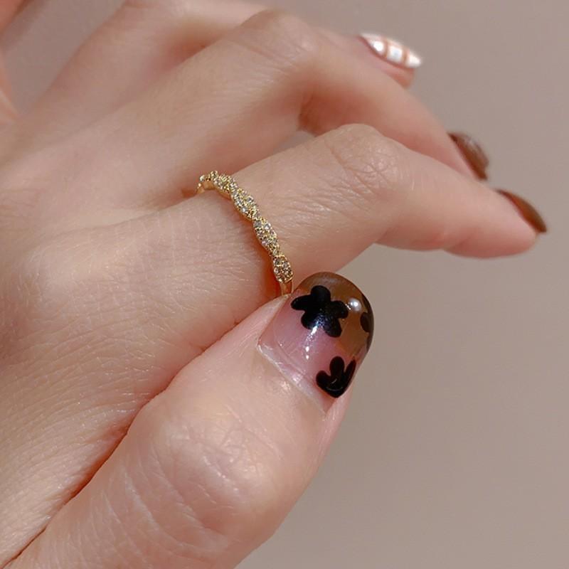 Stunning Heart Shaped Zirconia Stackable Pearl Ring For Women In Chic Copper Design