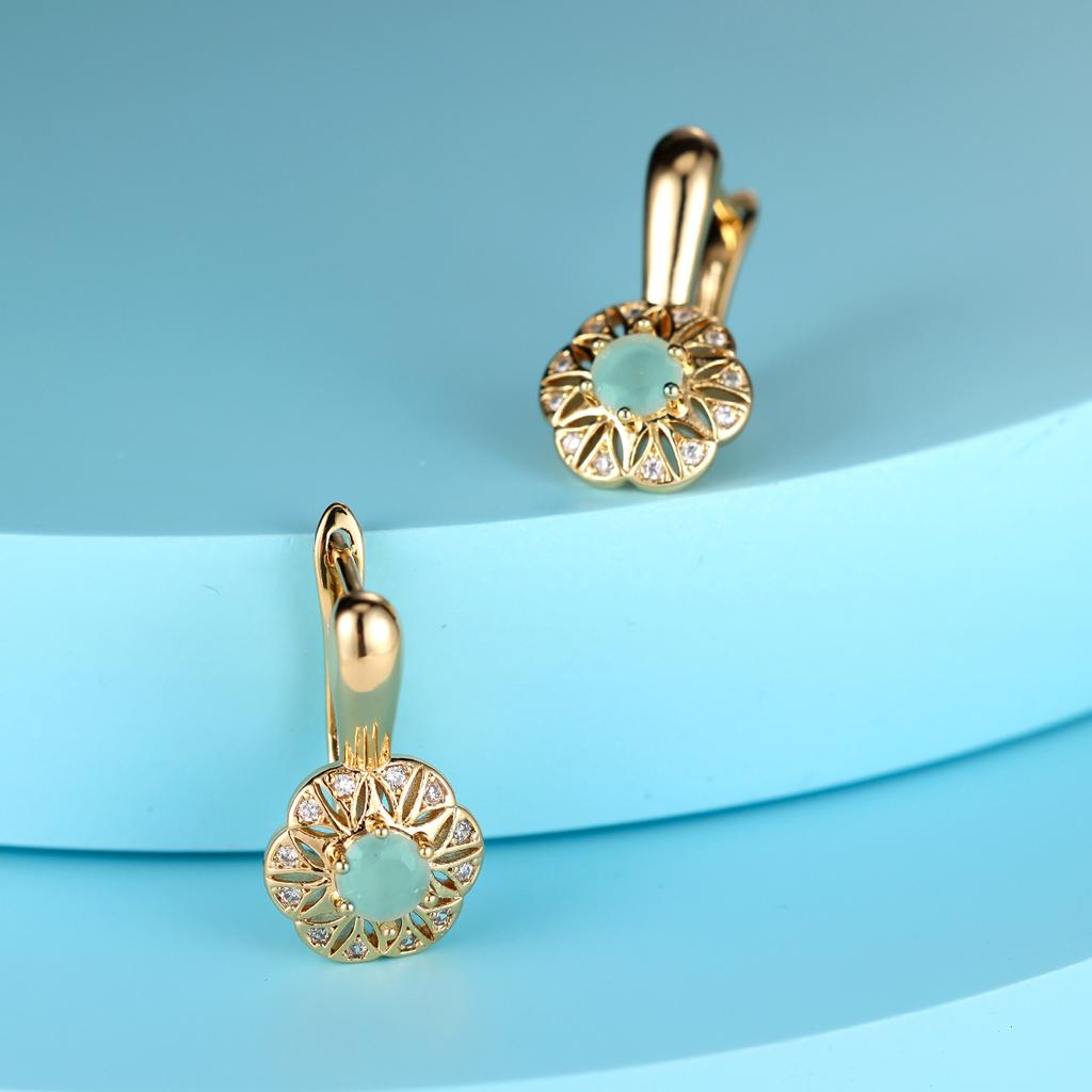 1 Pair Round Cut Green Zircon Women's Clip Earrings Golden Wedding Jewelry Classic Fashion Drop Dangle Earrings
