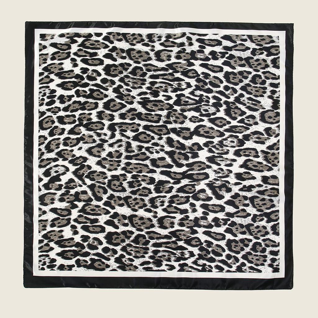 Leopard Print Silk Scarf Wrap For Designer Luxury  Kerchief Neck HeadHair Scarves Bandana Handkerchief Headscarf 90X90Cm