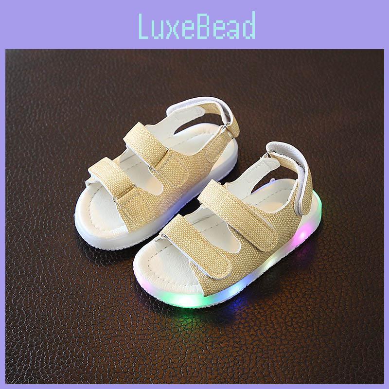 Adorable Children Casual Flashing Light Sandals With Soft Bottom And Timeless Design
