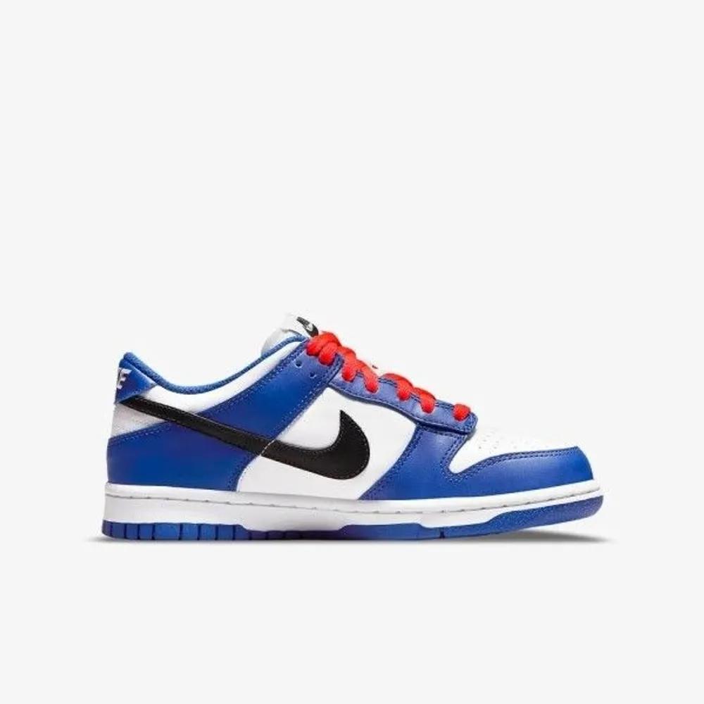 (GS) Dunk Low Bright Crimson Game Royal CW1590-104