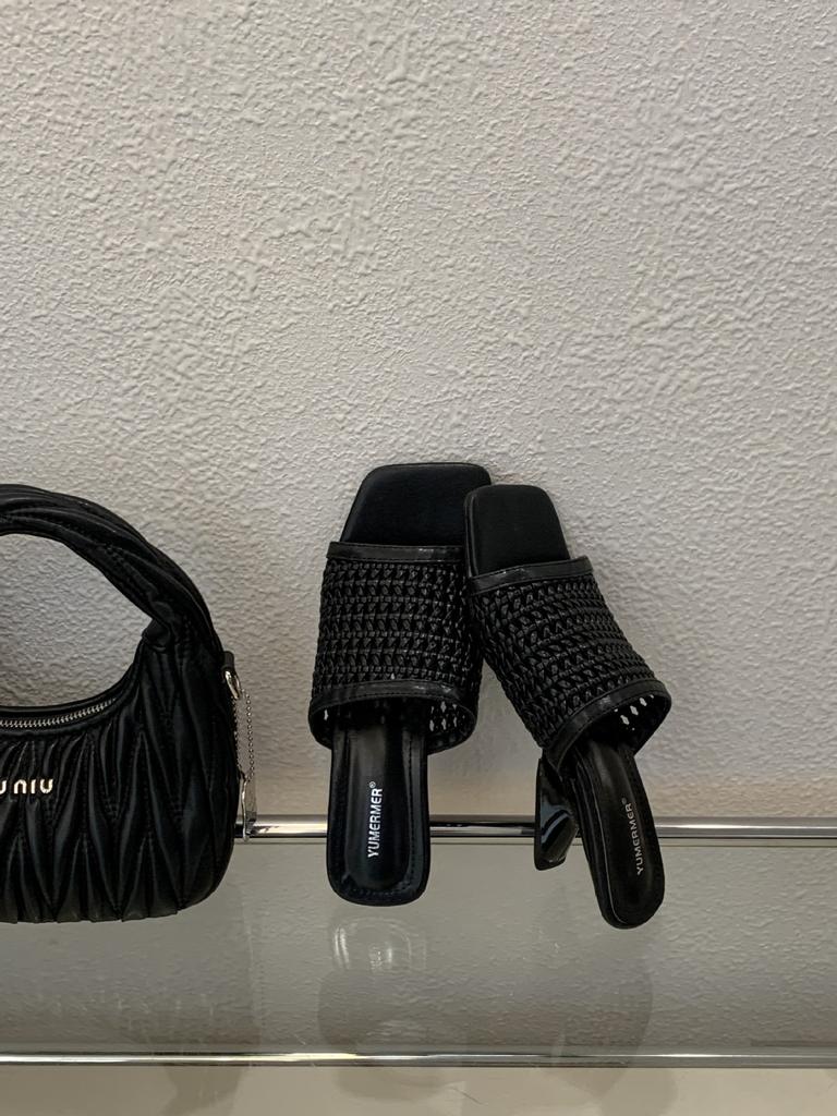 2025 European and American Light Luxury Casual Style Woven Special-shaped Wedge Heel Medium and High Heel Slippers Large Size