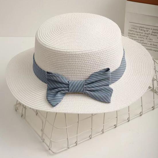 Beach Straw Hat Flat Top Wide Brim Sun Protection Hat with Striped Print Ribbon Bow Hand-Woven Breathable Summer Hat