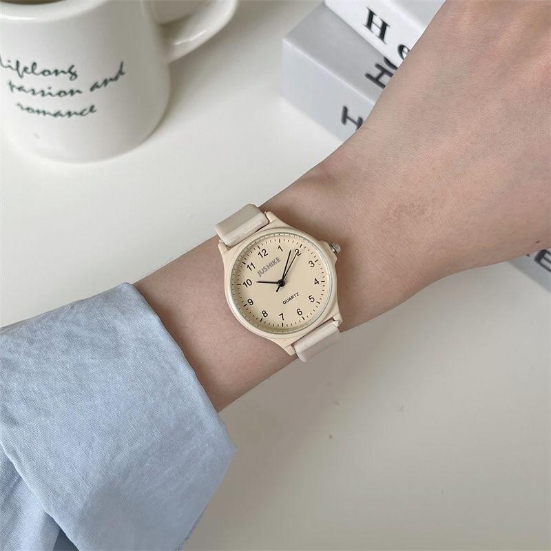 Fashion Silicone Strap Wristwatch Multi-color Student Quartz Watch Casual Adjustable Quartz Clock