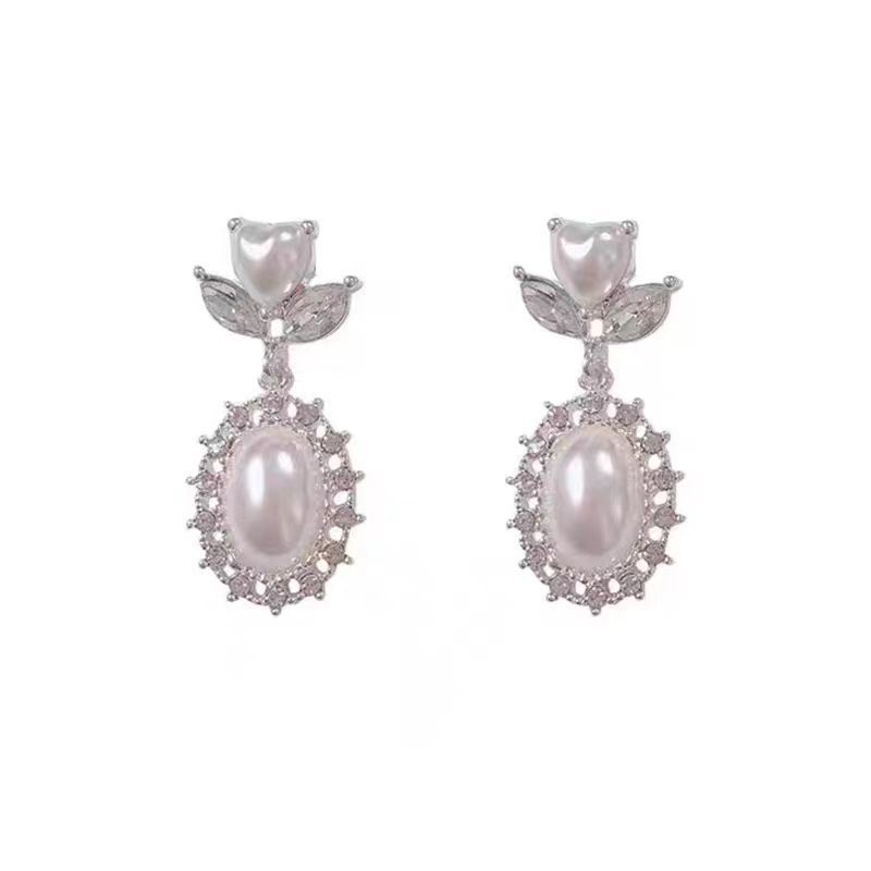 2024 New Retro Light Luxury Pearl Stud Earrings Korean Simple Zircon Christmas Party Girl's Temperament Accessories For Woman