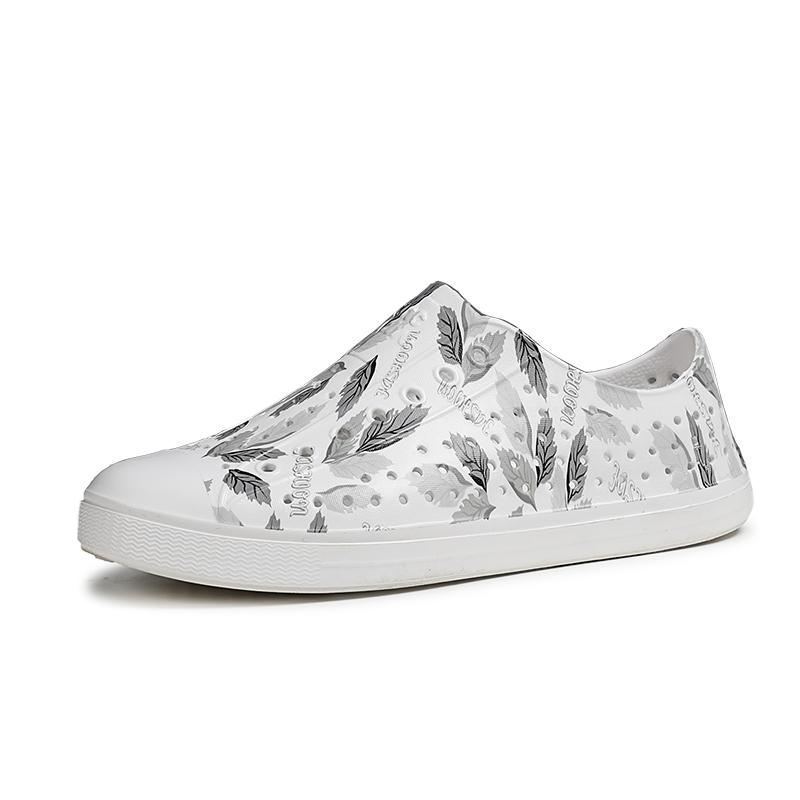 Unisex Sandals Summer Hollow Beach Shoes Slippers Lightweight Sandals Slip on Casual Waterproof Classic Sandals