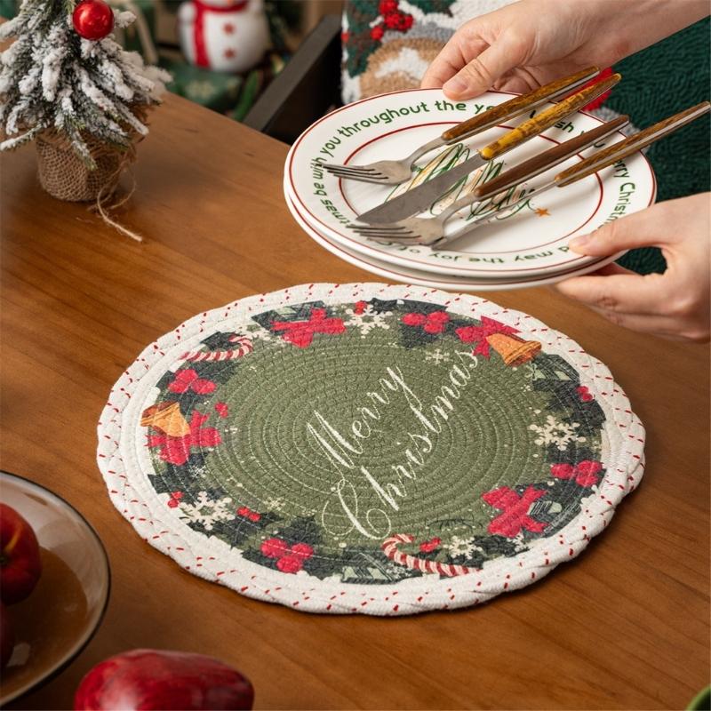 Christmas Snowflake Embroidered Round Table Placemat Heatproof Waterproofs Washable Decorative Dining Accessory
