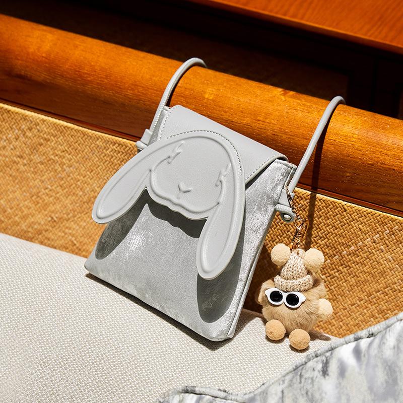 

Mrs. Qiao Phone Bag Crossbody for Women 2025 New Autumn Winter Mini Bag High-end Lightweight Small Crossbody Bag for Phone Upper Width14CM*Lower Wid