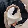 Bags Women's autumn and winter fashion weaving solid color texture casual commuting shoulder messenger bag