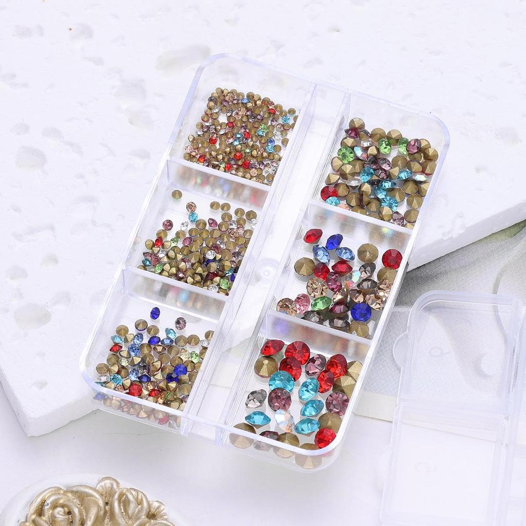 6-Gitter Strasssteine für Nagelkunst mit zerstoßenen Diamanten - Heiß verkaufte Dekorationsaccessoires