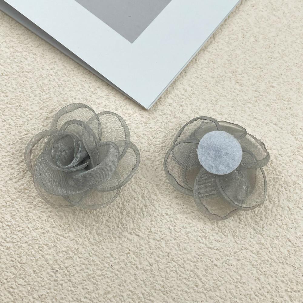 

Elegant Cloth Organza Flower Handmade 3D Design Handmade Brooch DIY Organza Roses Prom Party сірий