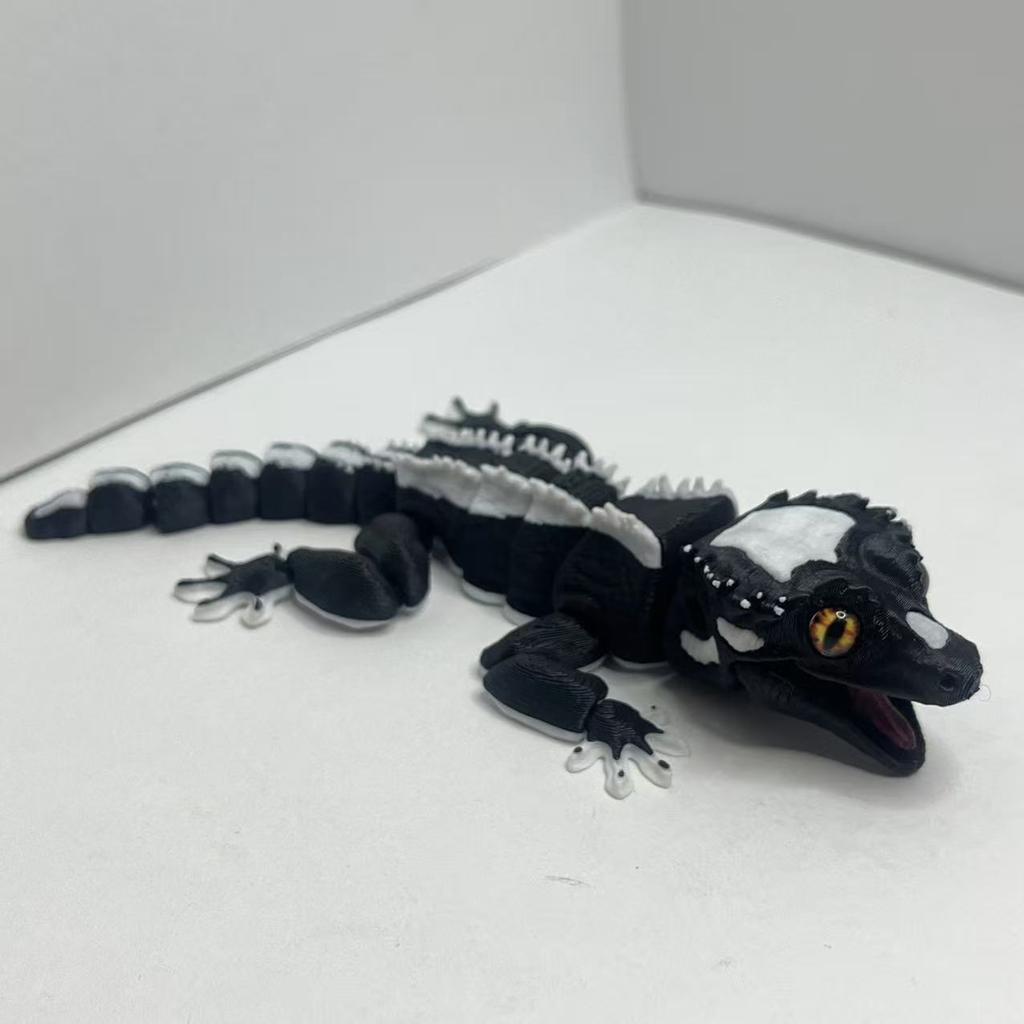 Set of 4 3D Printed Gecko Lizard Magnets with Articulated Joints for Refrigerator Decoration and Functional Use
