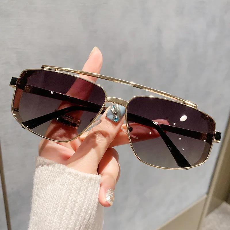 

Vintage Luxury Brand Designer Metal Sunglasses Women For Men Sun Glasses Steampunk Popular Irregular Square Trendy Eyeglasses