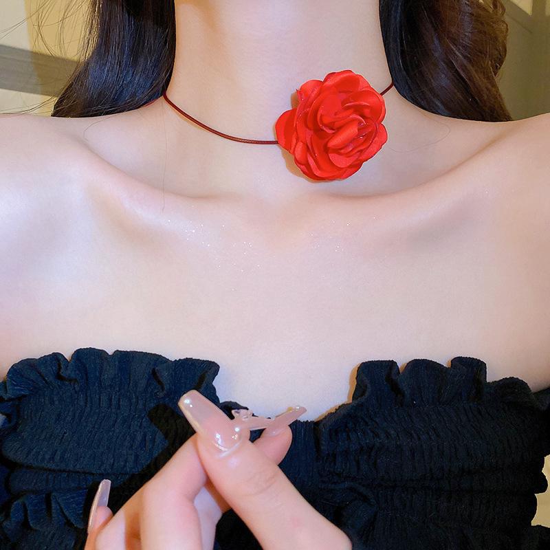 Collana con Perline per Clavicola Resort Bohemien - Accessorio di Moda di Lusso Leggero di Alta Gamma