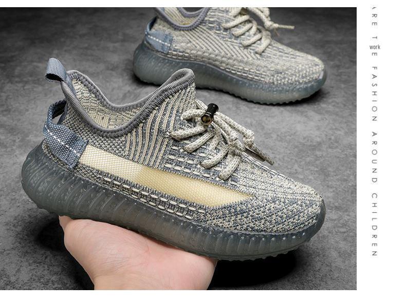 Kids' Breathable Mesh Running Shoes - Soft Sole, Unisex Summer Sneakers for Boys and Girls.